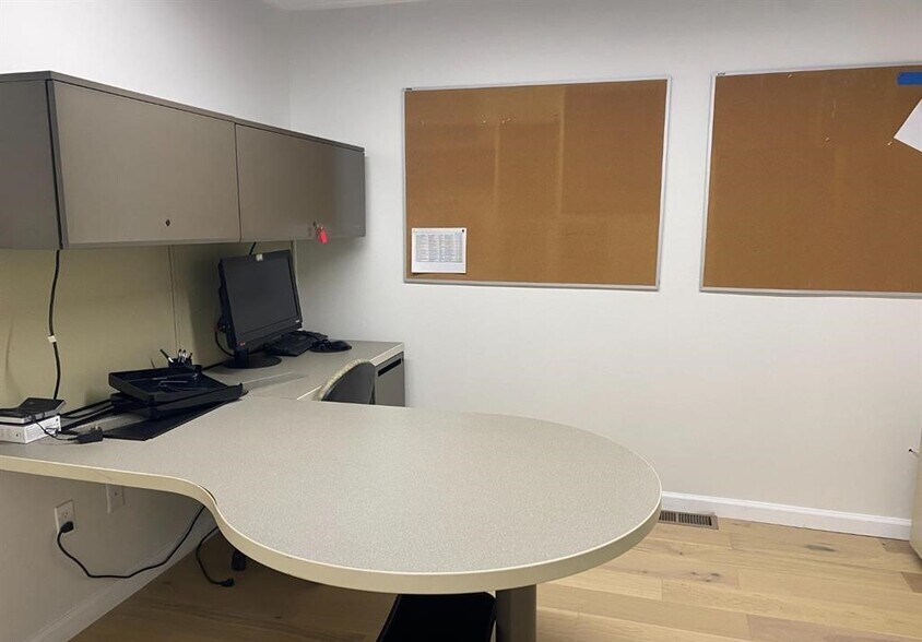 More Photos Of , East Brunswick Office For Sale