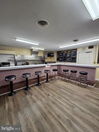 More Photos Of 232 Carsonia Ave, Reading Freestanding For Lease