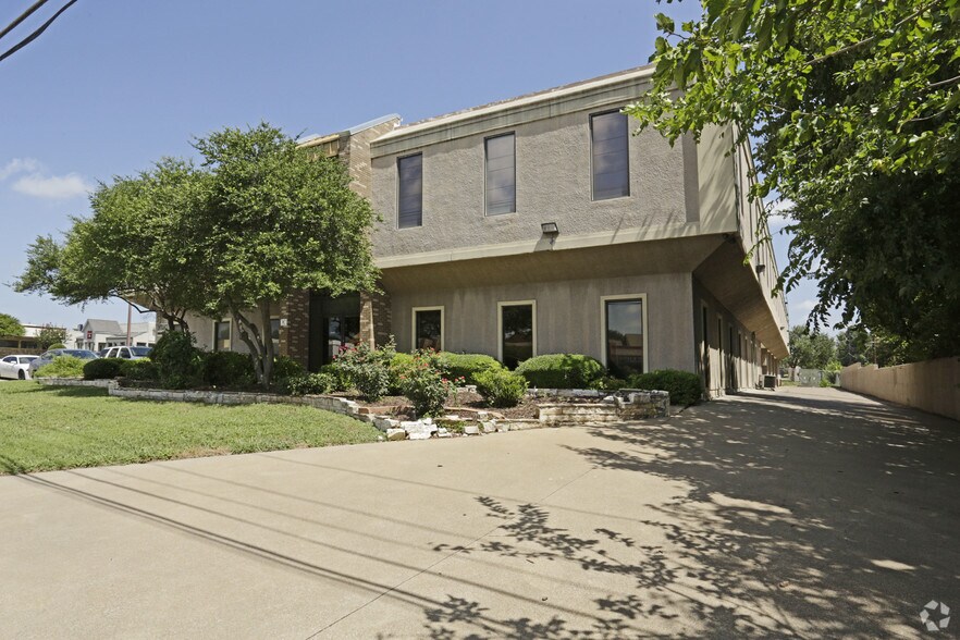 More Photos Of 1301 Northwest Hwy, Garland Office For Sale
