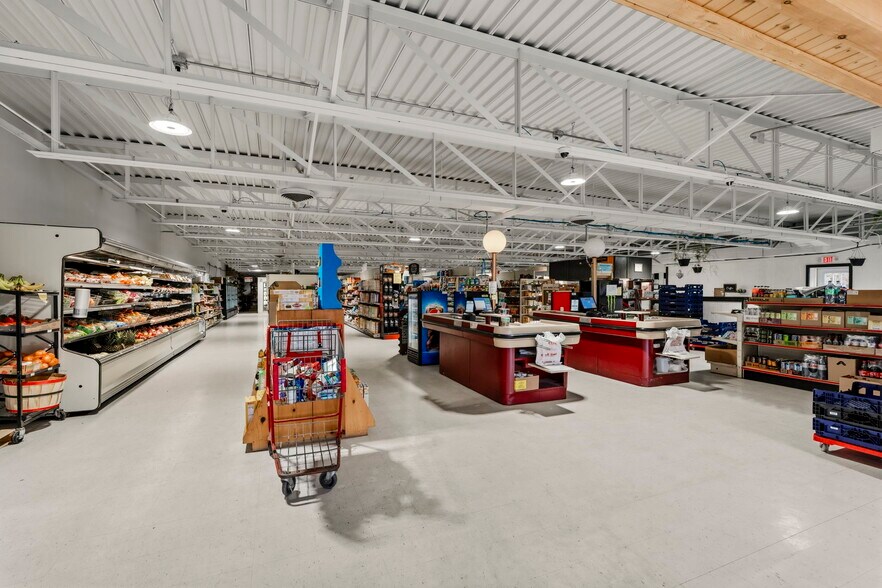 More Photos Of 4144 Pennsylvania 147 Hwy, Herndon Supermarket For Sale