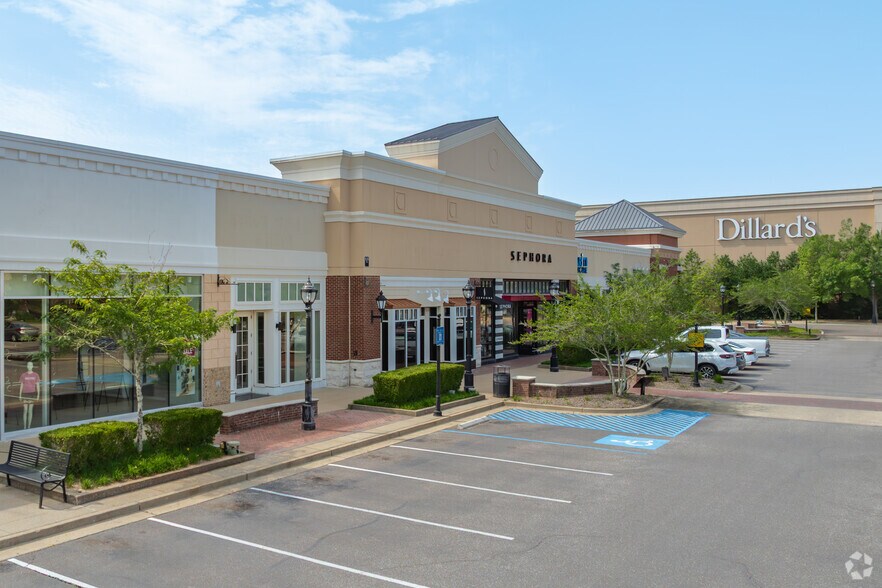 More Photos Of 4674 Merchants Park Cir, Collierville Unknown For Lease