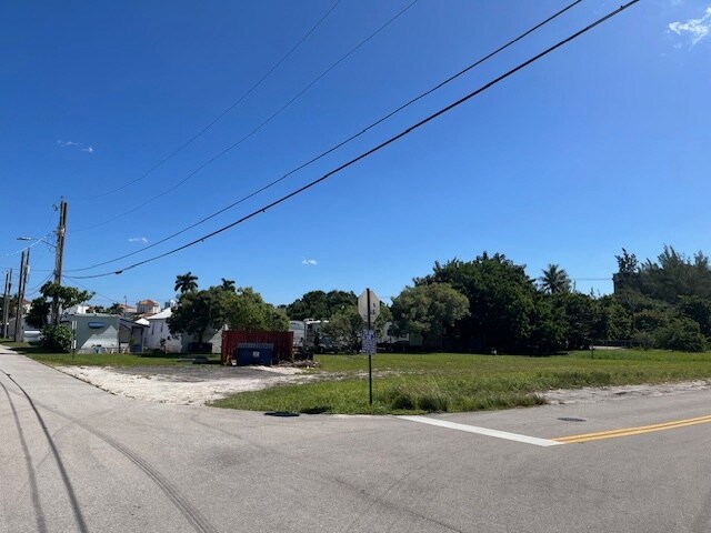 More Photos Of 418 SE 8th St, Hallandale Beach Land For Sale