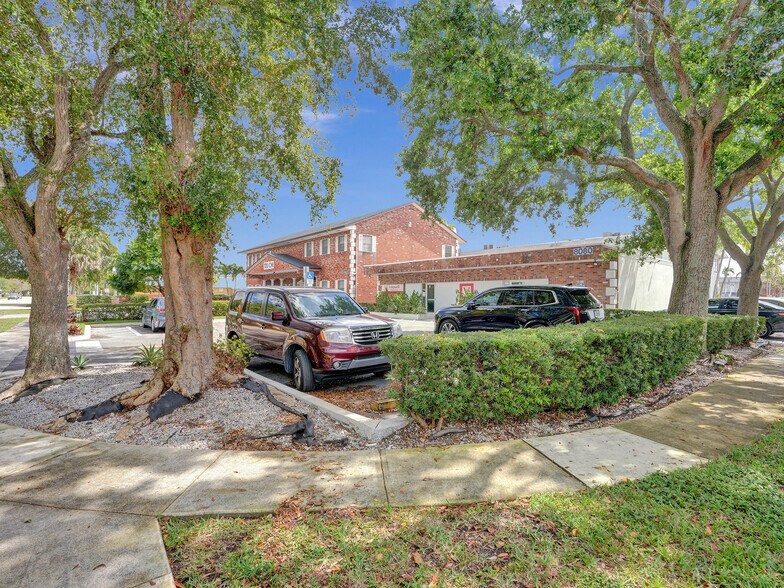 More Photos Of 8080 Pasadena Blvd, Pembroke Pines Rehabilitation Center For Sale