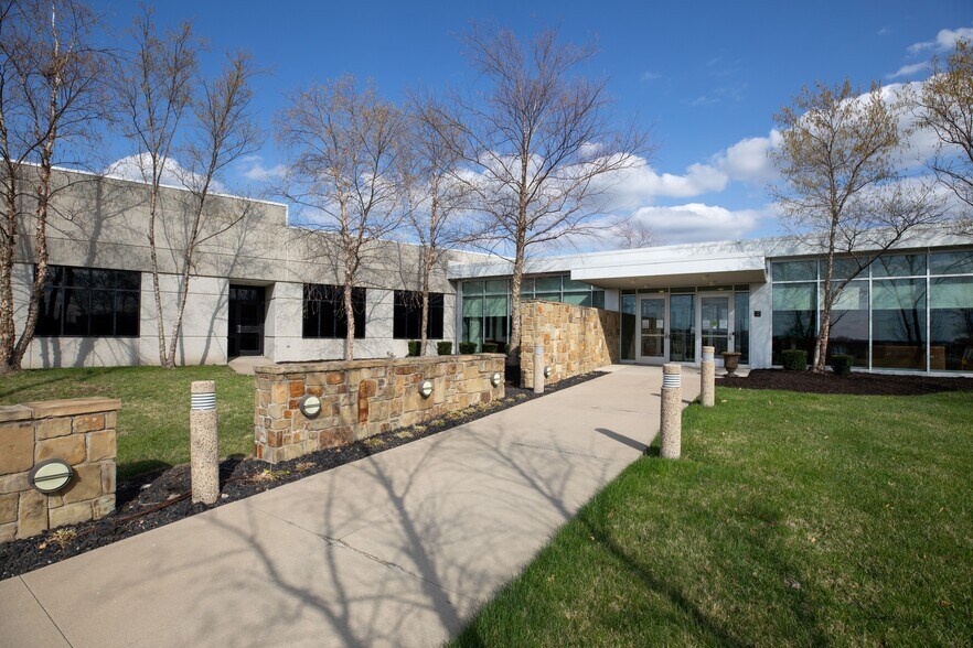 More Photos Of 16041 Foster, Overland Park Office For Sale