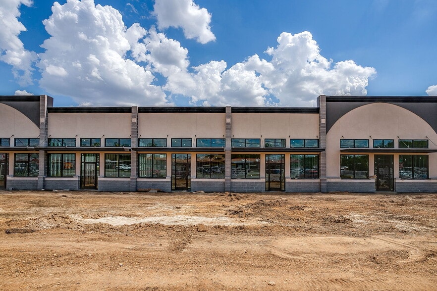 More Photos Of 3300 NE 28th St, Fort Worth General Retail For Lease