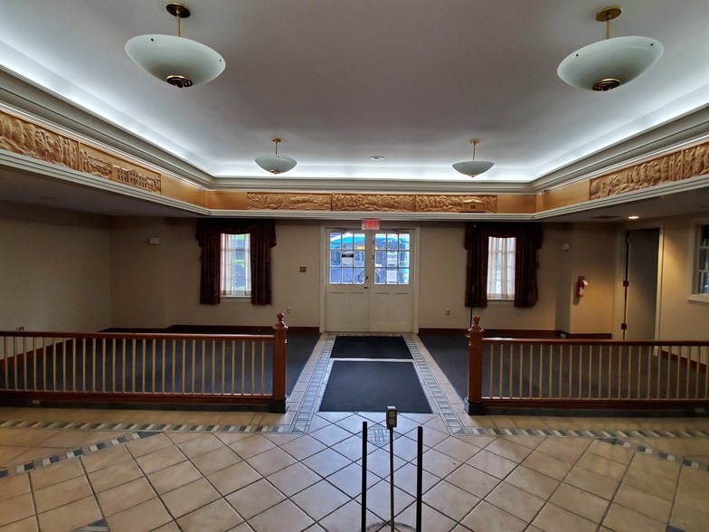 More Photos Of 99 S Washington St, Rockville Bank For Sale