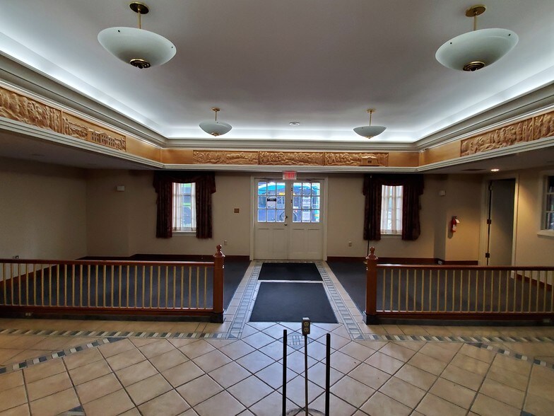 More Photos Of 99 S Washington St, Rockville General Retail For Sale