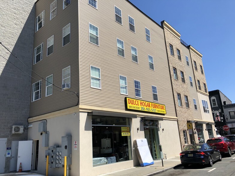 44014403 Bergenline Ave, Union City, NJ 07087 Apartments For Sale