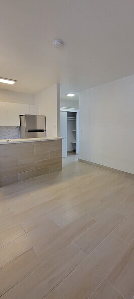More Photos Of 1723 Liberty St, Hollywood Apartments For Sale