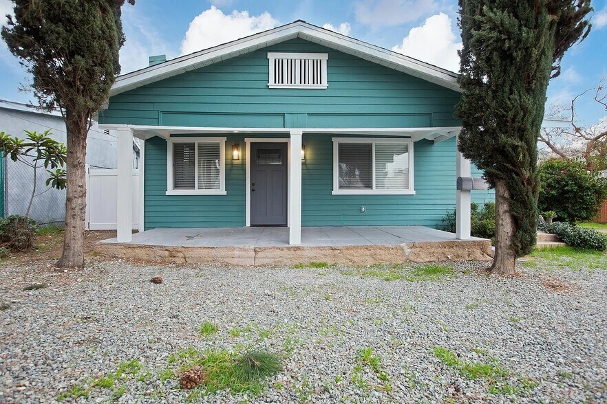 More Photos Of 1736-1740 N Sierra Bonita Ave, Pasadena Office Residential For Sale