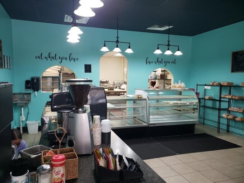 More Photos Of 114 N Elm St, Cresco Storefront Retail Residential For Sale