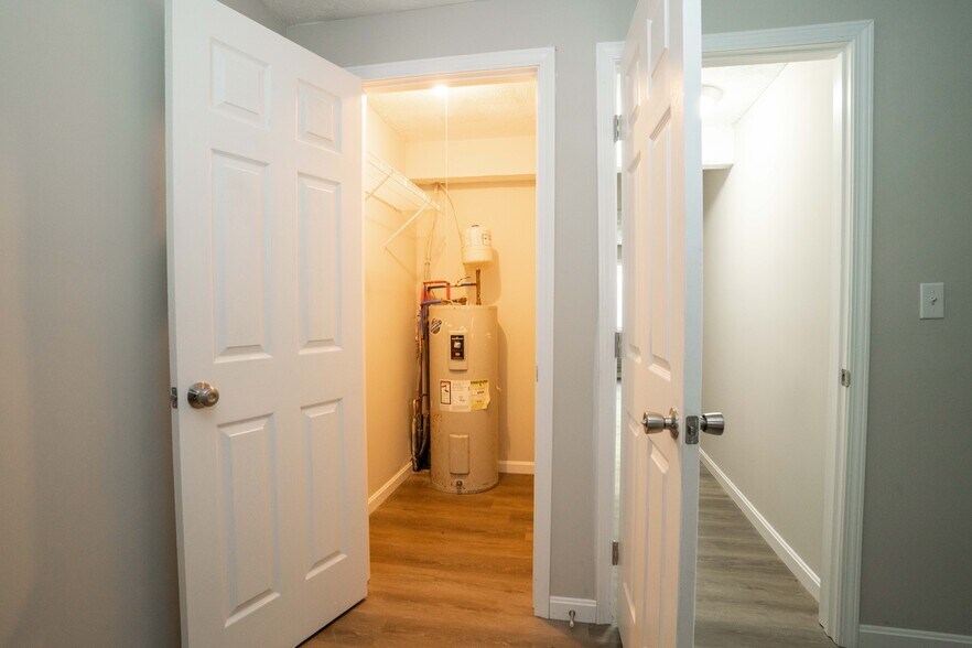 More Photos Of 412 Woodcreek Dr, Radcliff Apartments For Sale