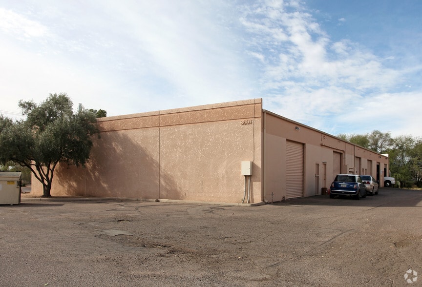 More Photos Of 3200 S Dodge Blvd, Tucson Unknown For Lease