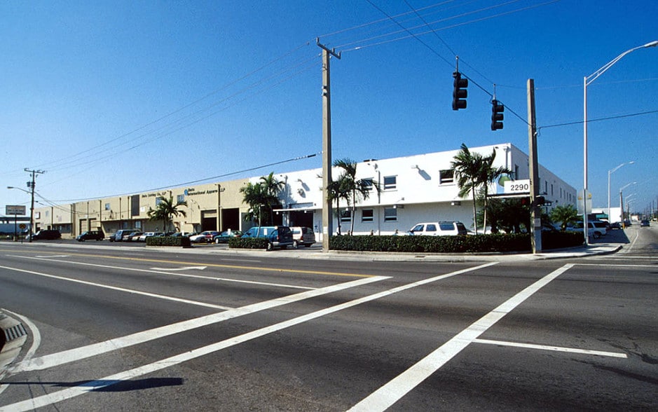 Primary Photo Of 2170-2290 W 8th Ave, Hialeah Warehouse For Lease