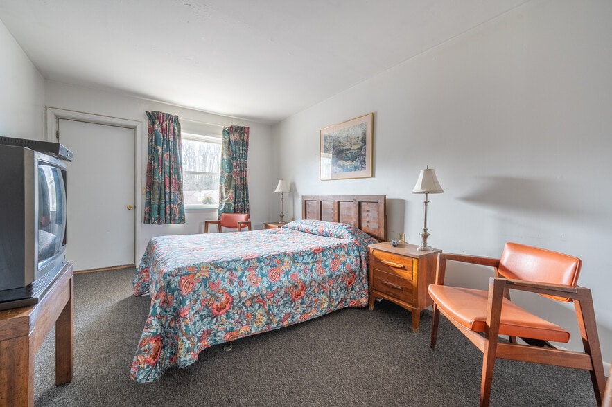 More Photos Of 2295 Jeb Stuart Hwy, Meadows Of Dan Hotel For Sale