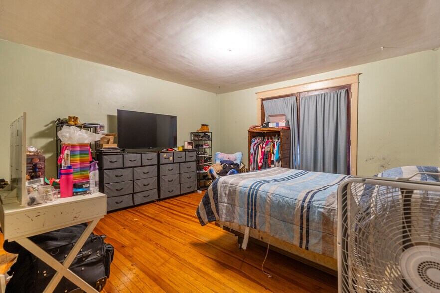 More Photos Of 232 N Main St, Mercersburg Storefront Retail Residential For Sale