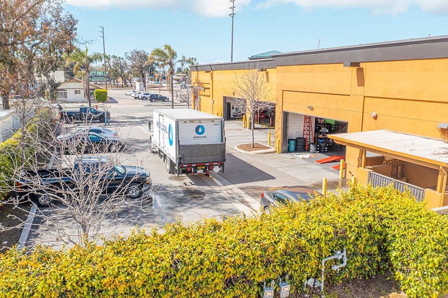 More Photos Of 2320 E Vineyard Ave, Oxnard Auto Repair For Sale