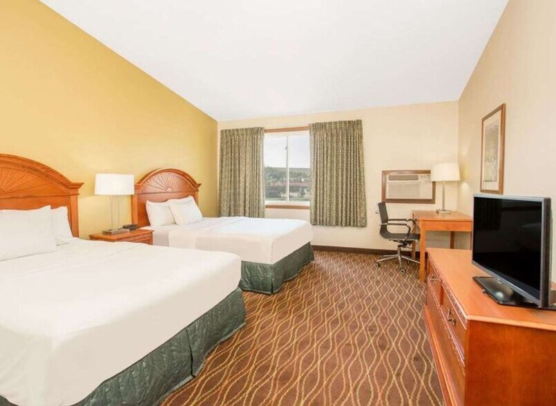 More Photos Of 580 Silverthorne Ln, Silverthorne Apartments For Sale