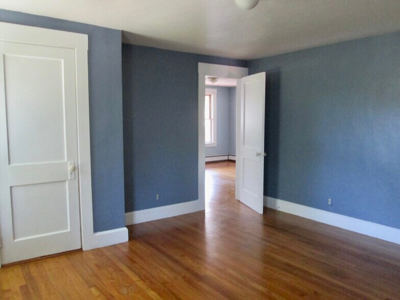 More Photos Of 11 South St, Bernardston Storefront Retail Residential For Sale