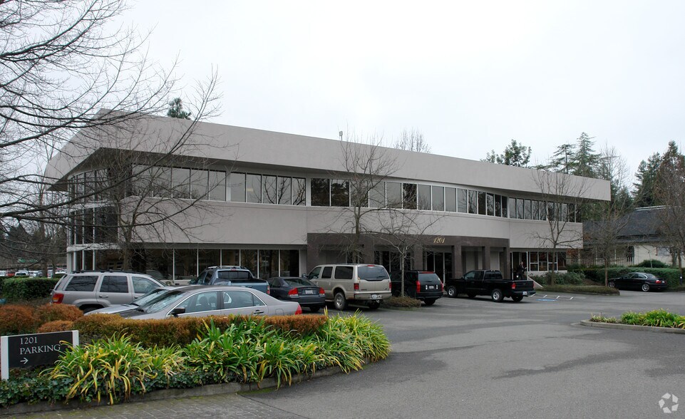 More Photos Of 1201 Vine St, Healdsburg Office For Lease