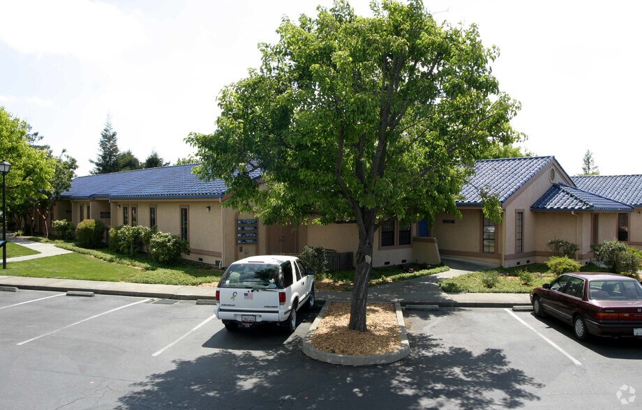 More Photos Of 1476 Professional Dr, Petaluma Medical For Sale