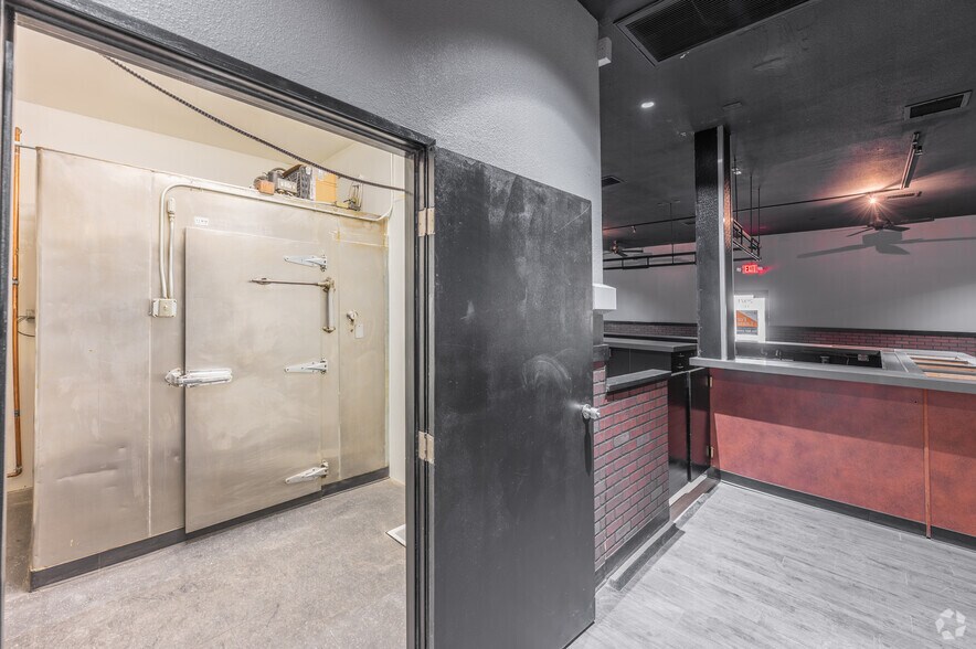 More Photos Of 2971 Sammy Davis Jr Dr, Las Vegas Unknown For Lease