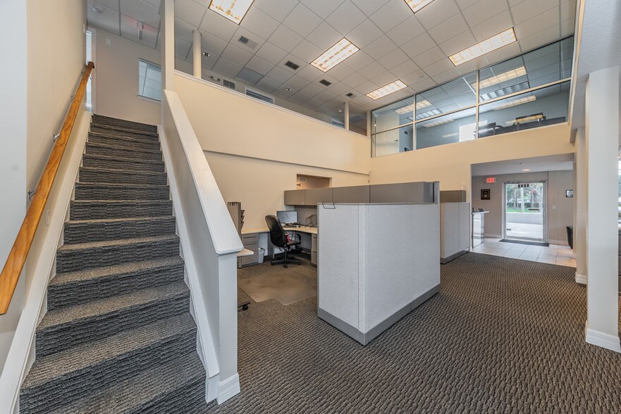 More Photos Of 1663 1st Ave S, Saint Petersburg Office Residential For Lease