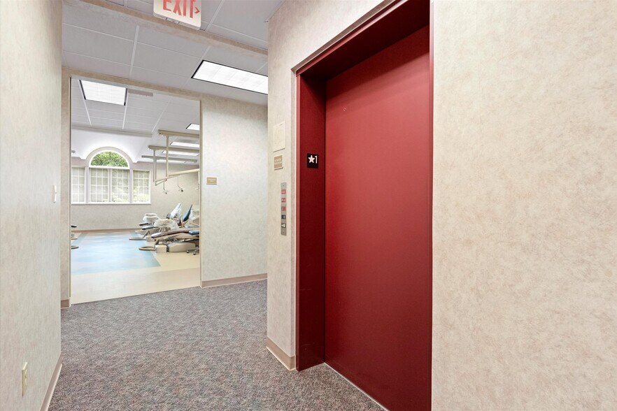 More Photos Of 1146 N New Hope Rd, Gastonia Medical For Sale