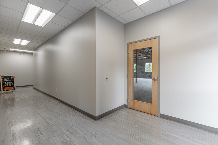 More Photos Of 419 N Market St, Chattanooga Medical For Lease