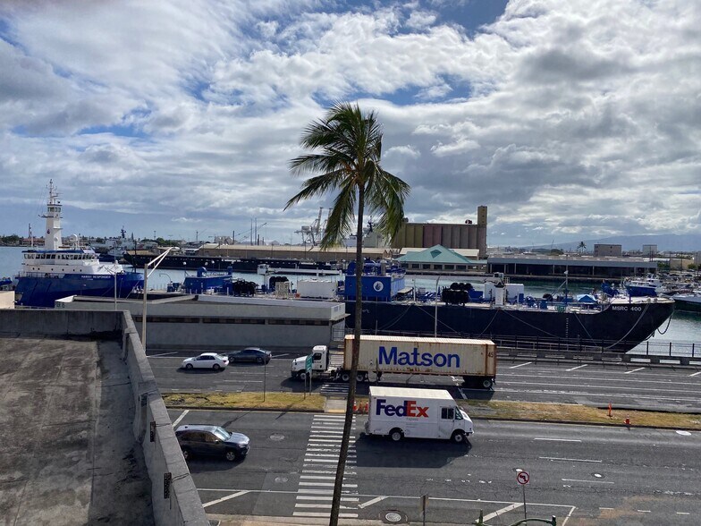 More Photos Of 915-919 Kekaulike St, Honolulu Manufacturing For Sale