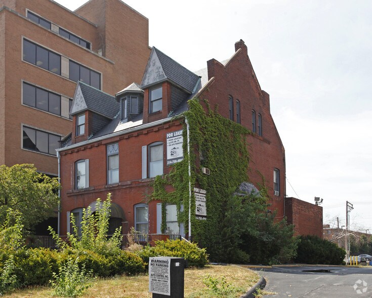 More Photos Of , Saint Louis Unknown For Sale