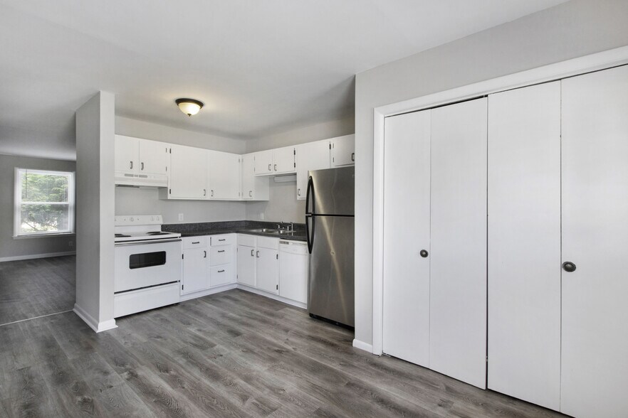 More Photos Of 1012-1032 Hickory Hill Ln, Hermitage Apartments For Sale