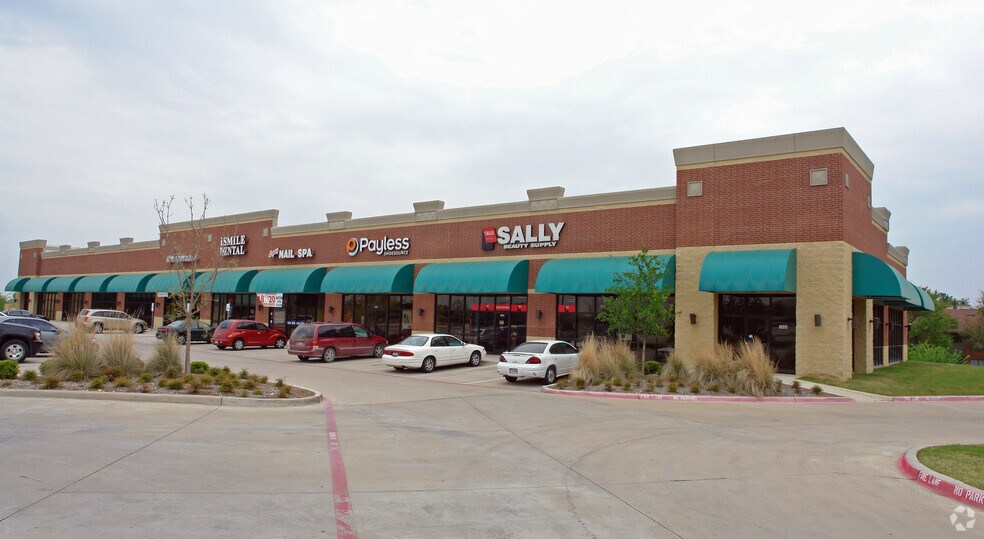 More Photos Of 5850 S Hulen St, Fort Worth Unknown For Lease