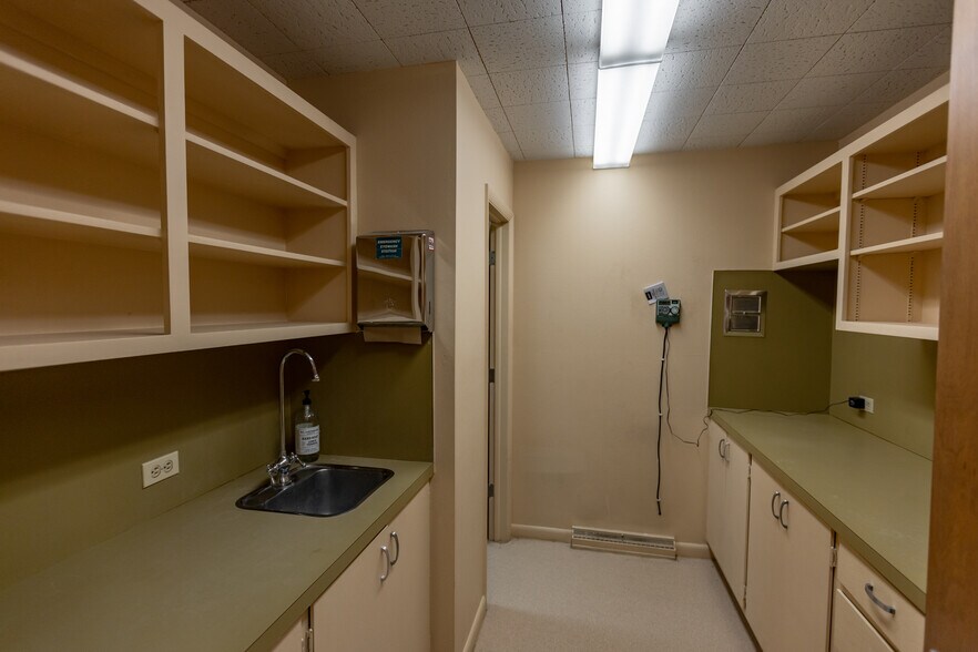 More Photos Of 504 E Lyon St, Laramie Healthcare For Sale