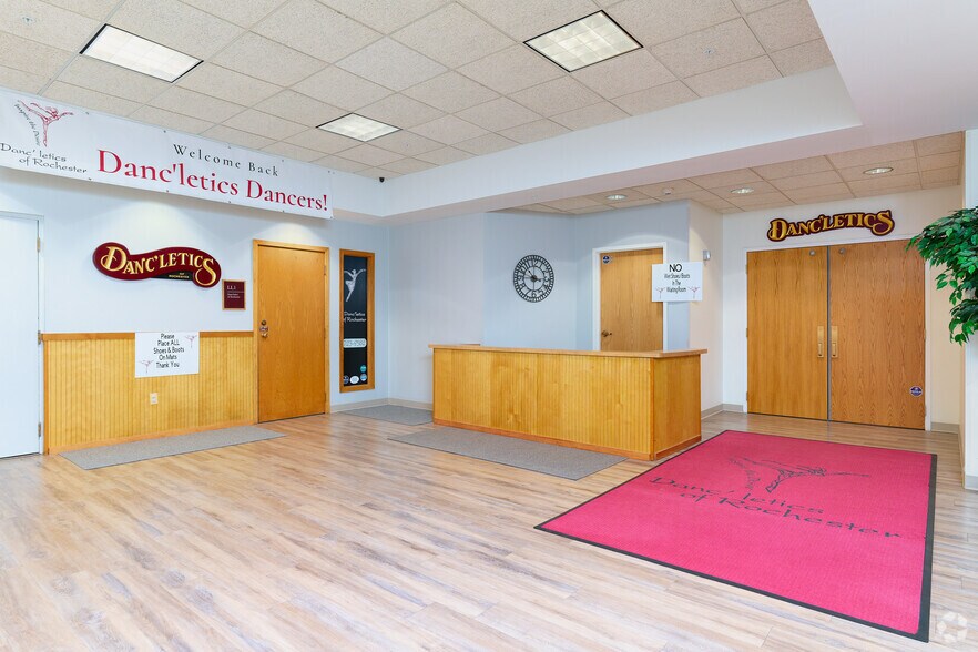 More Photos Of 1100-1110 Long Pond Rd, Rochester Unknown For Lease
