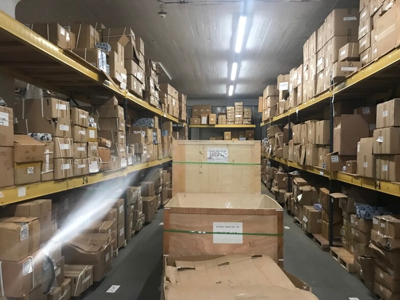 More Photos Of 231 Wilson Ave, Norwalk Industrial For Sale