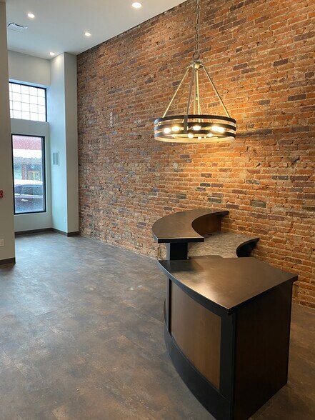 More Photos Of 818 Grand Ave, Glenwood Springs Medical For Sale