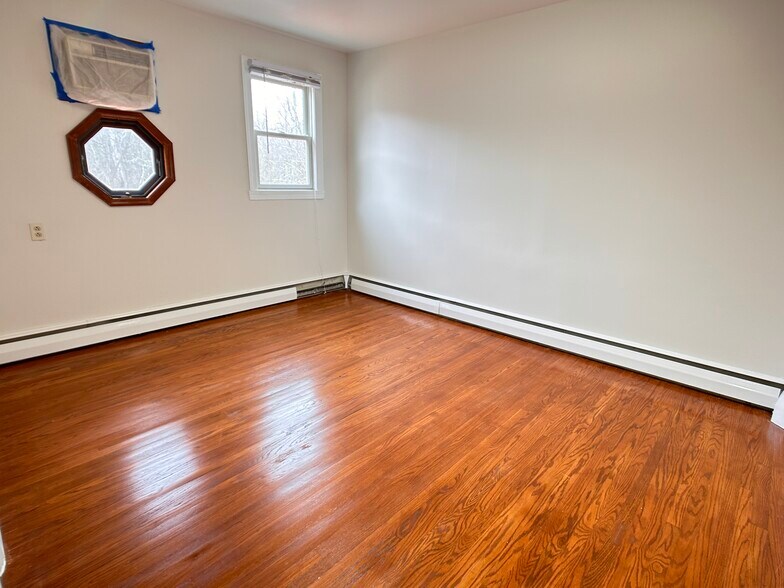 More Photos Of 2566 Route 52, Hopewell Junction Office For Sale