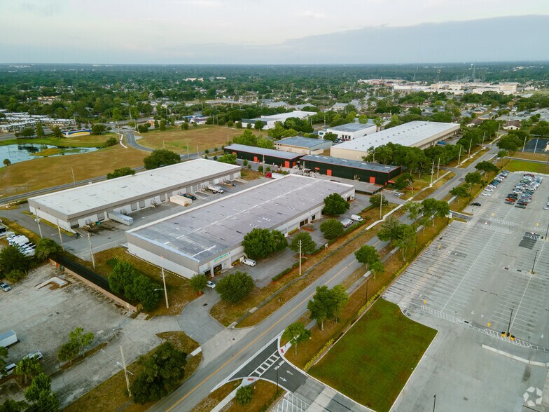 More Photos Of 4424 Seaboard Rd, Orlando Unknown For Lease