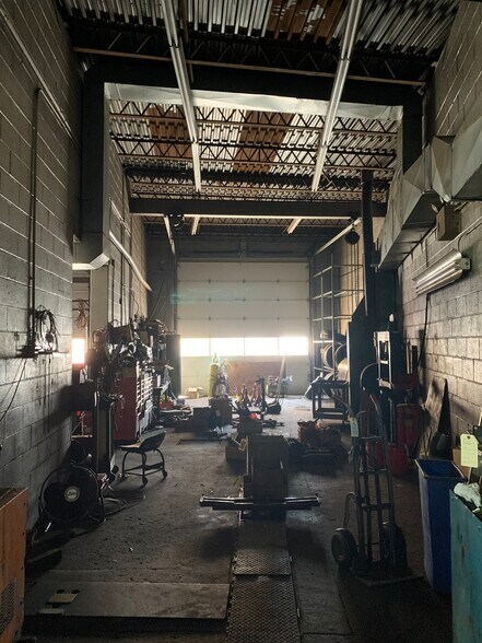 More Photos Of , Broomall Flex For Sale