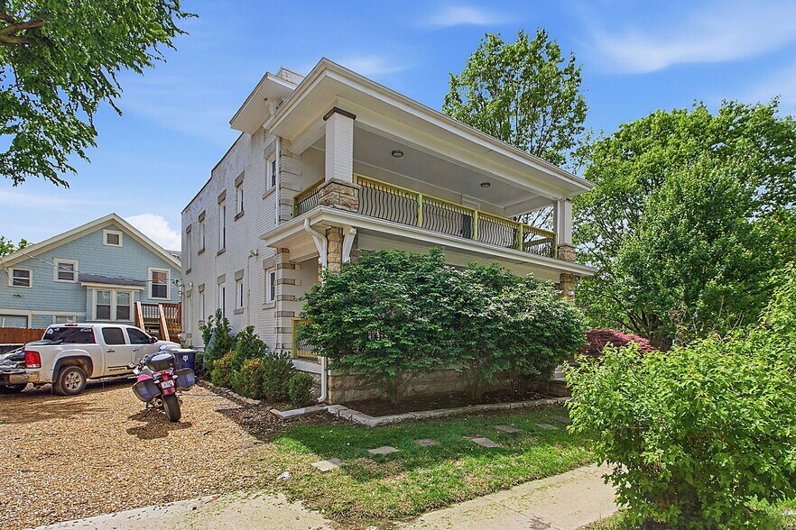 More Photos Of 901-903 39th St, Kansas City Multifamily For Sale