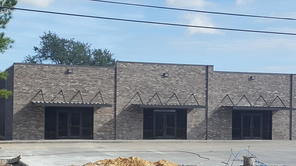 More Photos Of 12258 Shriners Blvd, Biloxi Storefront For Sale