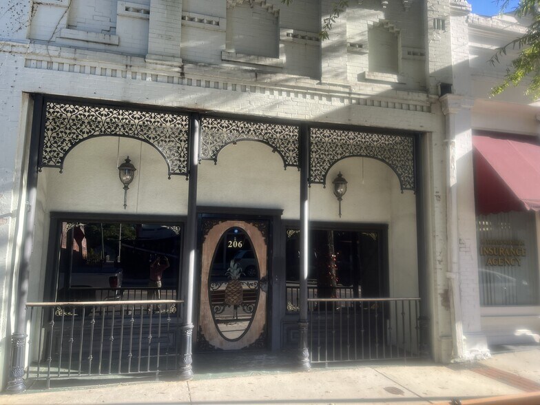 Primary Photo Of 206 N Main St, Bishopville General Retail For Sale