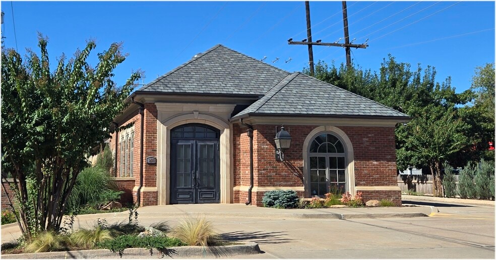 Primary Photo Of 5625 N Western Ave, Oklahoma City Medical For Sale