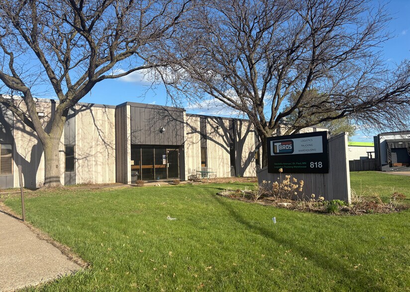 More Photos Of 818 Vandalia St, Saint Paul Warehouse For Sale
