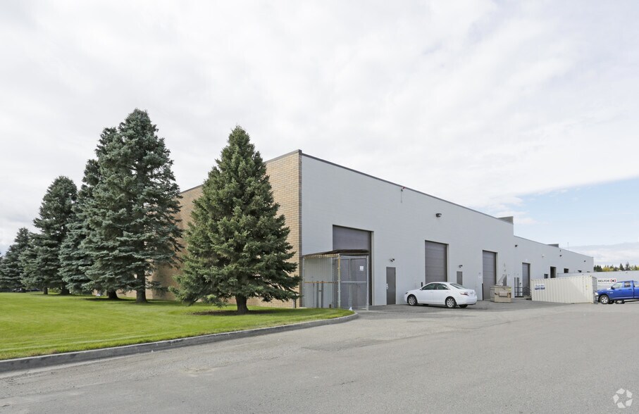 More Photos Of 640 42nd Ave NE, Calgary Warehouse For Lease