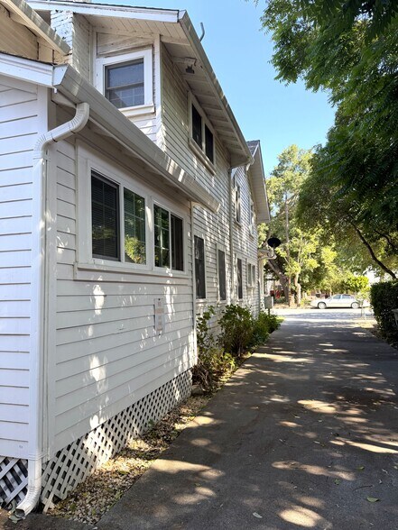 More Photos Of 263 5th St, Gilroy Apartments For Sale