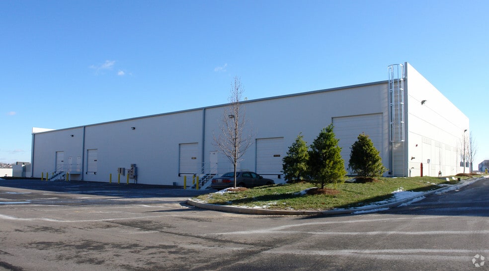 More Photos Of 111 Rock Cliff Ct, Saint Louis Warehouse For Lease