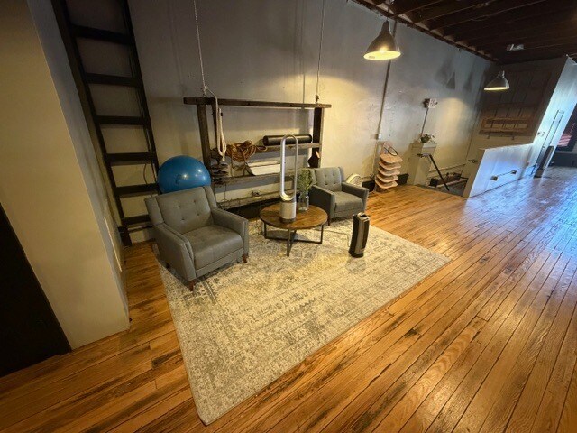 More Photos Of 214 E Louisiana St, McKinney Restaurant For Lease