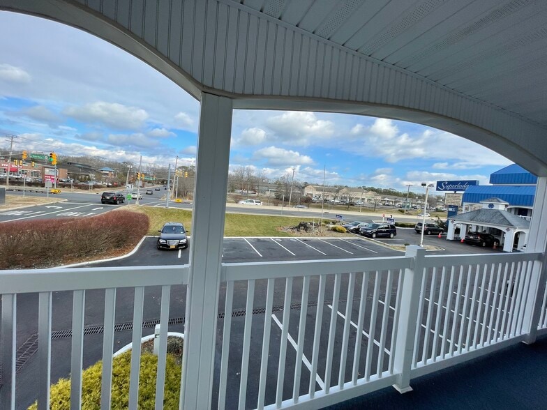 More Photos Of 633 White Horse Pike, Absecon Hotel For Sale